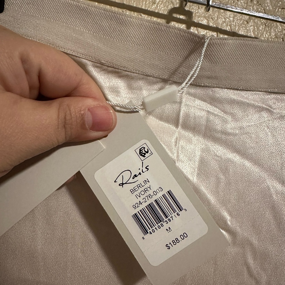 RAILS Berlin Ivory Skirt and Top Set Size Medium NWT - Picture 6 of 8